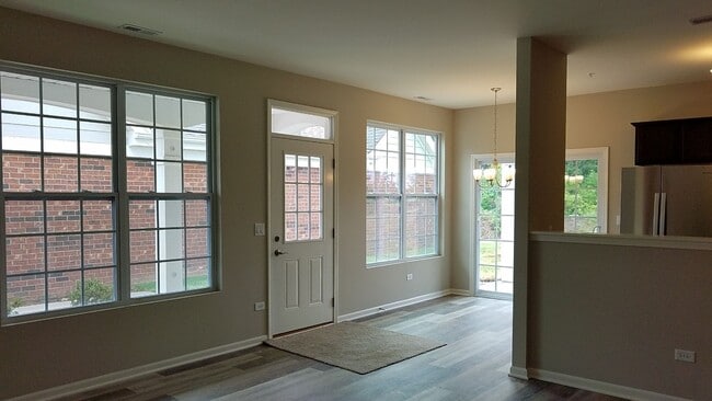Building Photo - Emery Oak-2Br/2Ba Rental Home-First Floor