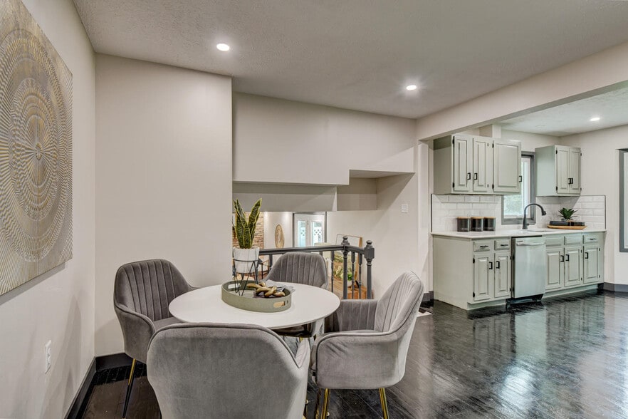 Kithenette2 - 11680 Meredith Ave