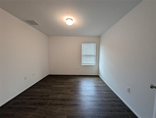 Building Photo - 15428 Jazzberry Wy