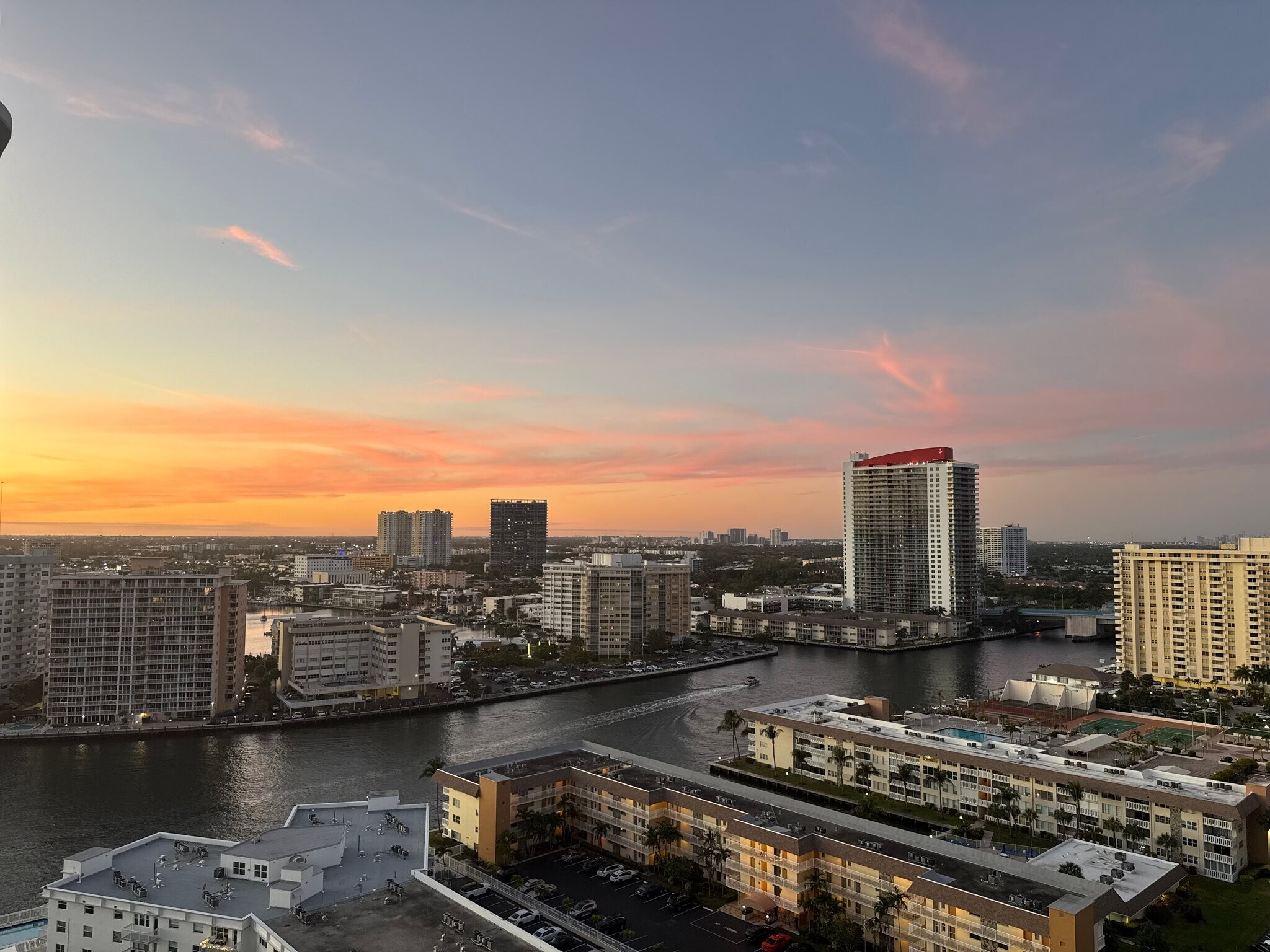 Building Photo - 1945 S Ocean Dr