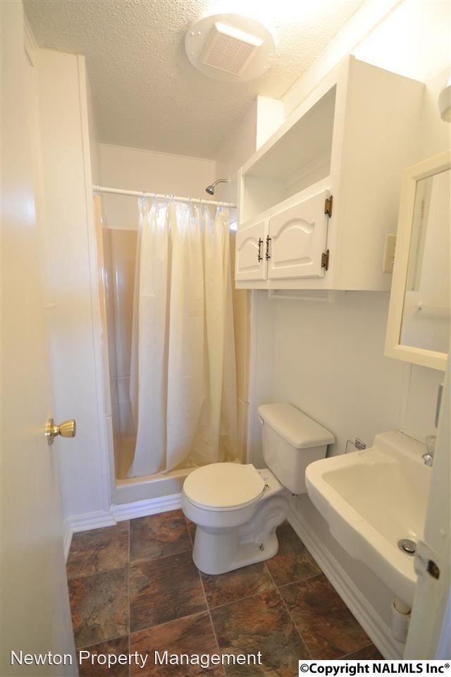 Building Photo - 3 br, 1 bath House - 11850 Snake Road