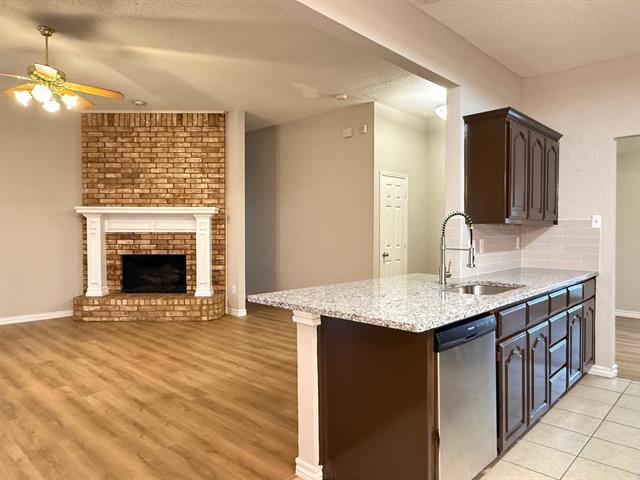 Building Photo - 621 Oak Forest Ln