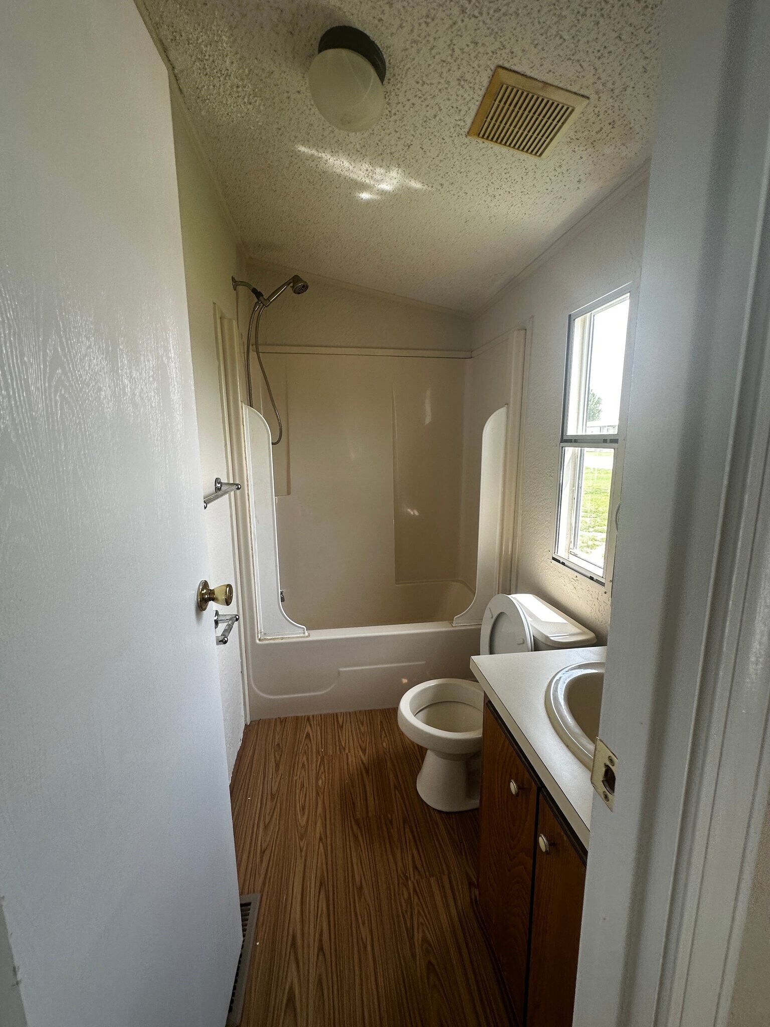 Building Photo - 5609 Dublin Dr
