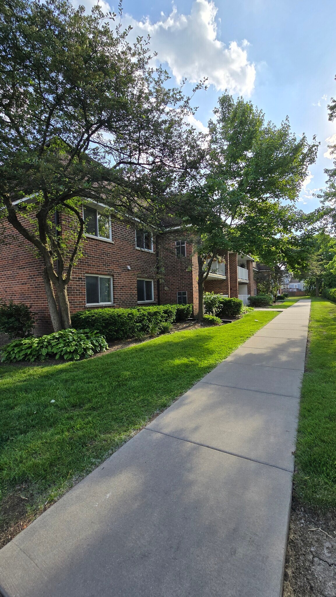 Building Photo - 1104 Mercury Dr