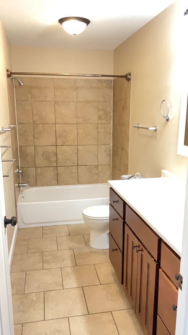 Building Photo - Single Family Home in St Paul with Garage!!