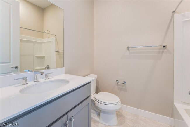 Building Photo - 667 Grey Saker St