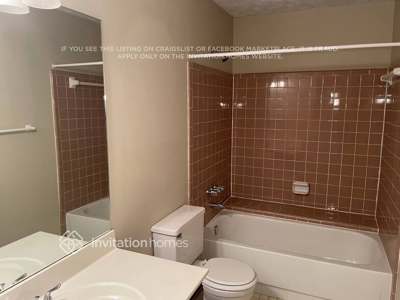 Building Photo - 11060 Indian Village Dr