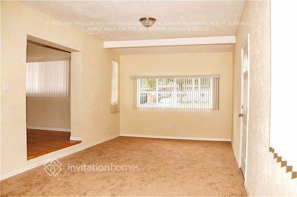 Building Photo - 6525 34th Ave N