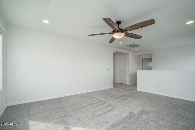 Building Photo - 9036 S 169th Dr