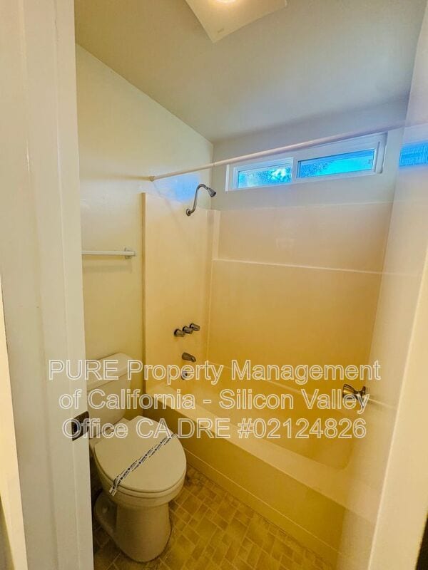 Building Photo - 115 Western Ct