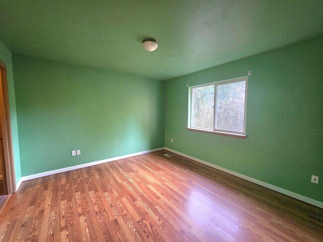 Building Photo - Gated Community