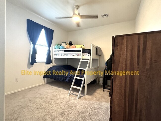 Building Photo - 7140 S Via Gaucho Viejo