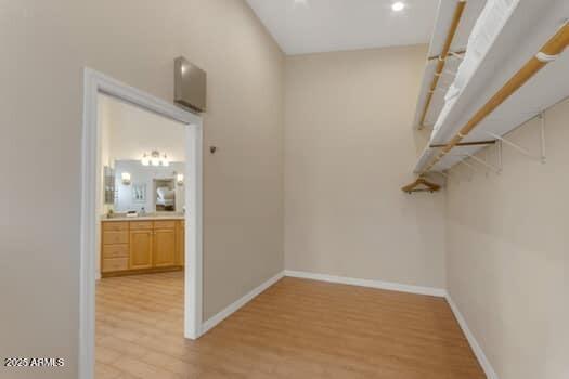 Building Photo - 6821 E Palm Ln