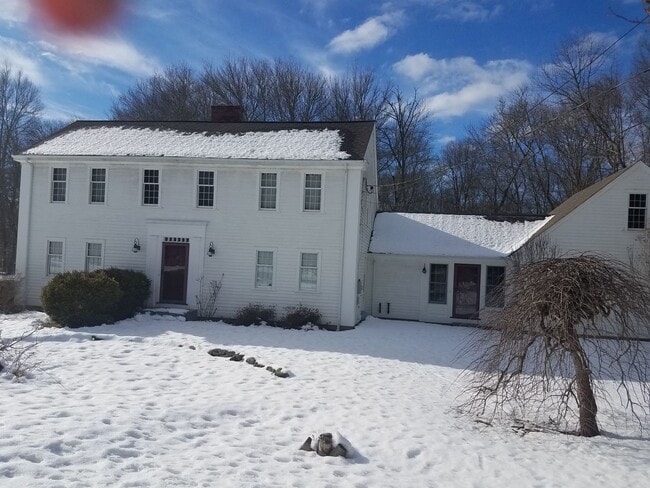 Building Photo - Salt Box in Stonington