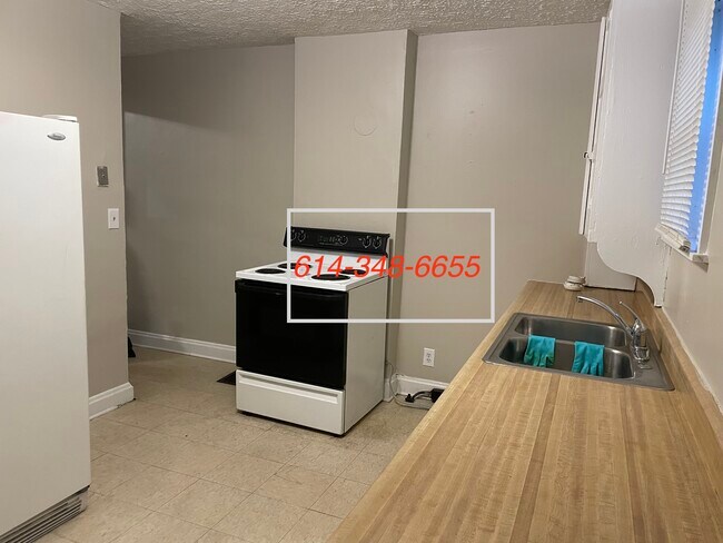 Building Photo - 1032 Ellsworth Ave