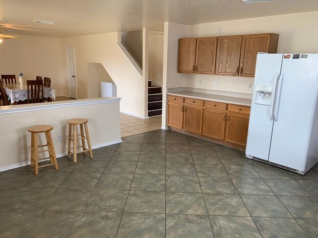 Building Photo - *COMING SOON* 4 Bed | 2.5 Bath | Loft | 2-Car Garage | Covered Patio!