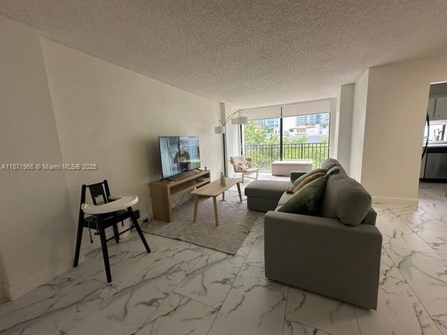 Building Photo - 16909 N Bay Rd