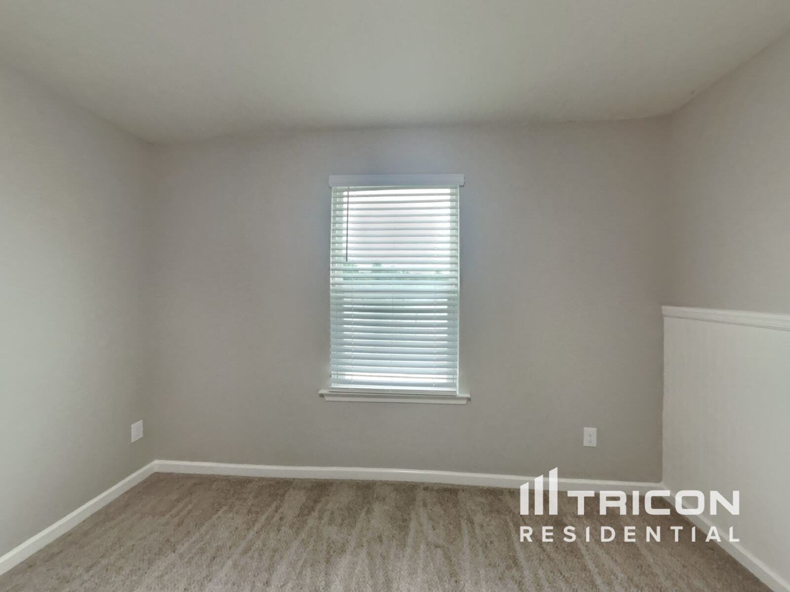 Building Photo - 233 John Stark Dr