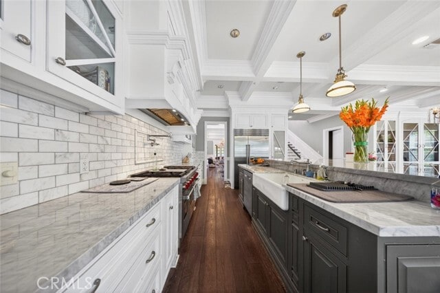 Building Photo - 4533 Farmdale Ave