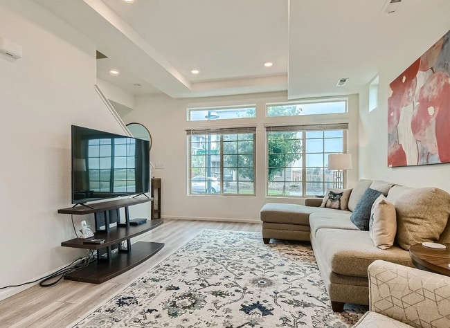 Building Photo - 10003 Yampa Ct