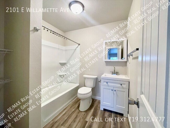 Building Photo - 2101 E Willamette Ave