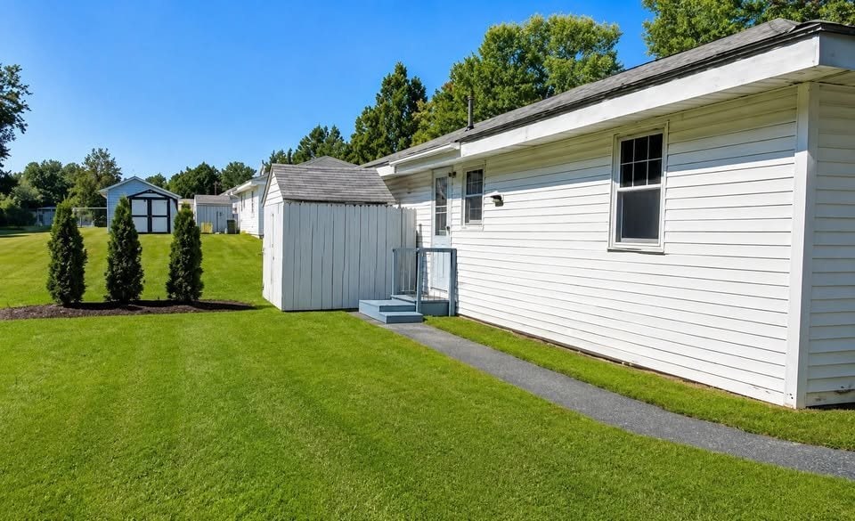 Building Photo - 98 Burnell Dr