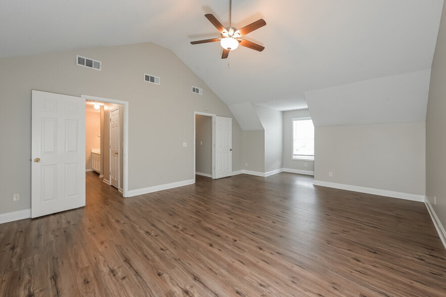 Building Photo - 454 Saddle Shoal Trail