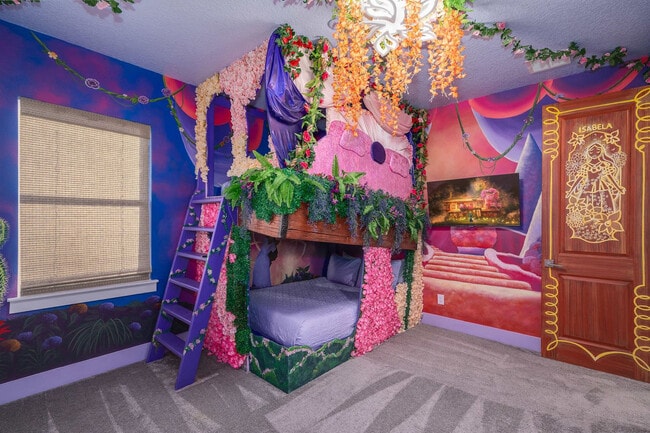 Building Photo - 7458 Gathering Dr