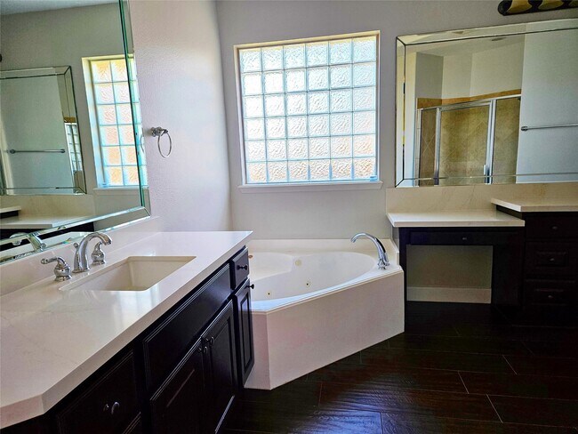 Building Photo - 5434 Faircreek Ln