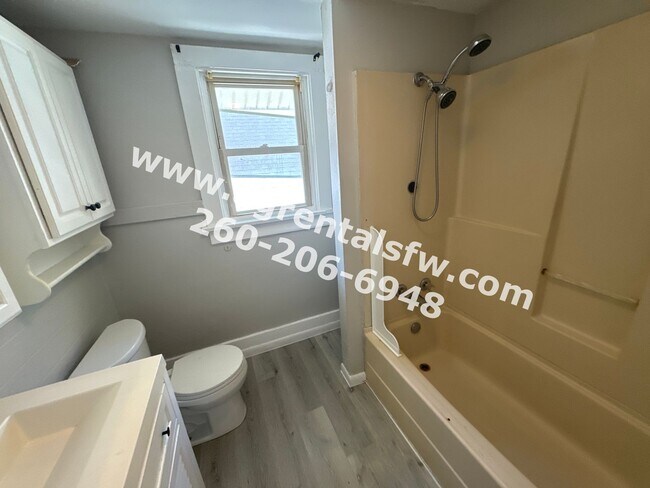 Building Photo - 3 bedroom house - Section 8 OK!