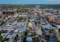 Building Photo - 3860 Dodge St