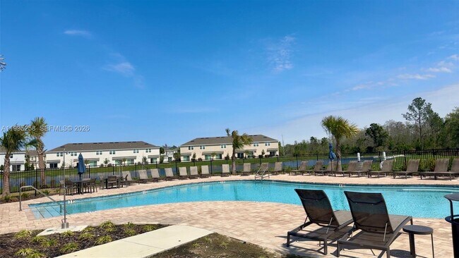 Building Photo - 3381 Composition St