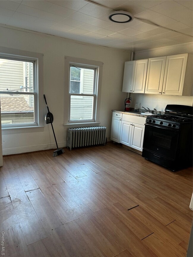 Building Photo - 55 Sprague Ave
