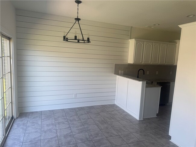 Building Photo - 3518 Montpilier Pl