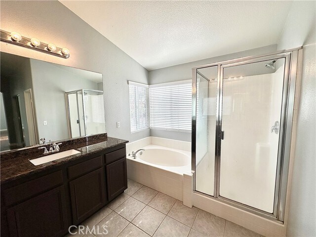 Building Photo - 7407 Carrollton Pl