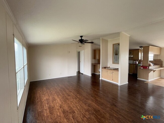 Building Photo - 5204 Tiffany Cir