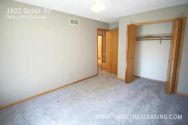 Building Photo - 1602 Geske Rd