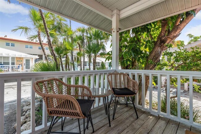 Building Photo - 1603 Gulf Dr N