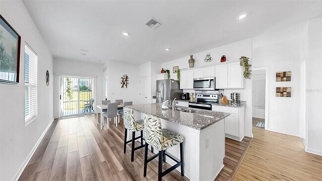 Building Photo - 35529 Buttonweed Trl
