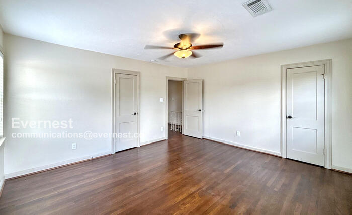 Building Photo - 3340 Blodgett St