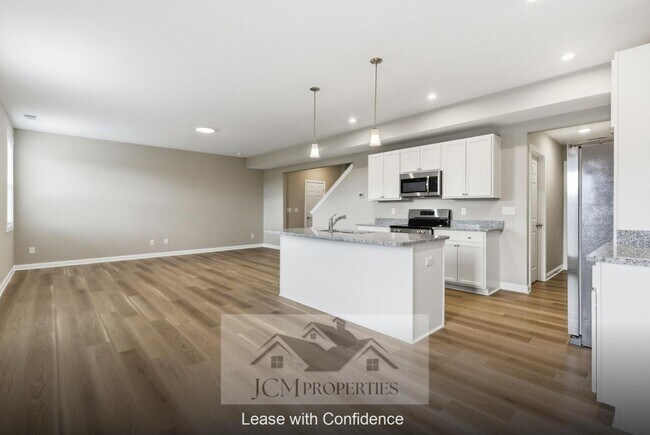 Building Photo - 113 Lambert Fld