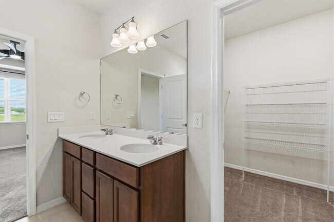 Building Photo - 12327 SW Sand Dollar Wy