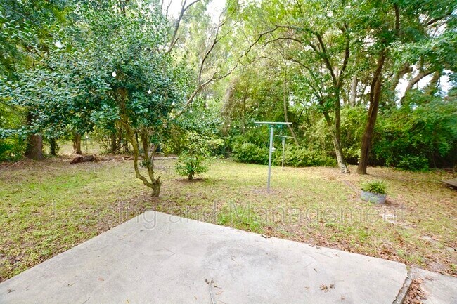 Building Photo - 223 Howle Ave