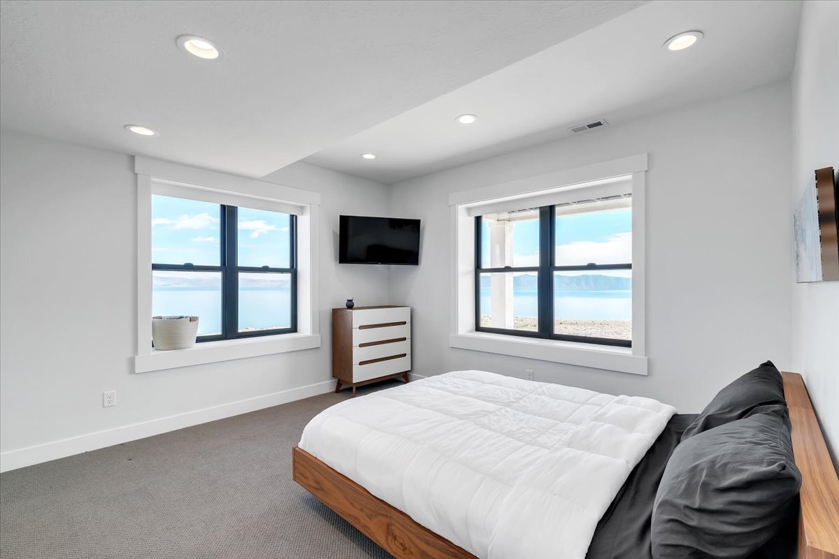 Building Photo - 1237 Sculpin Loop