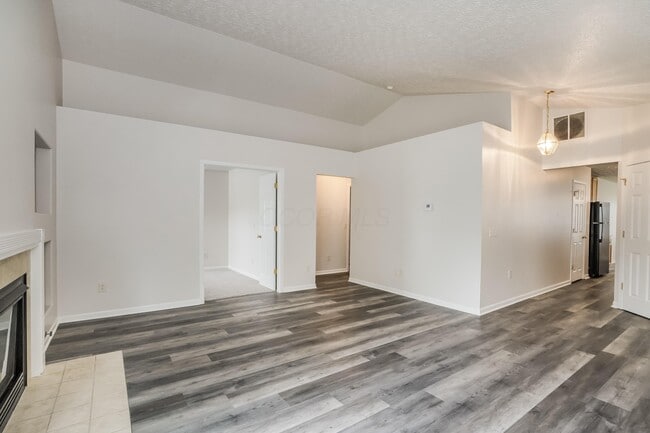 Building Photo - 4009 Boyer Ridge Dr