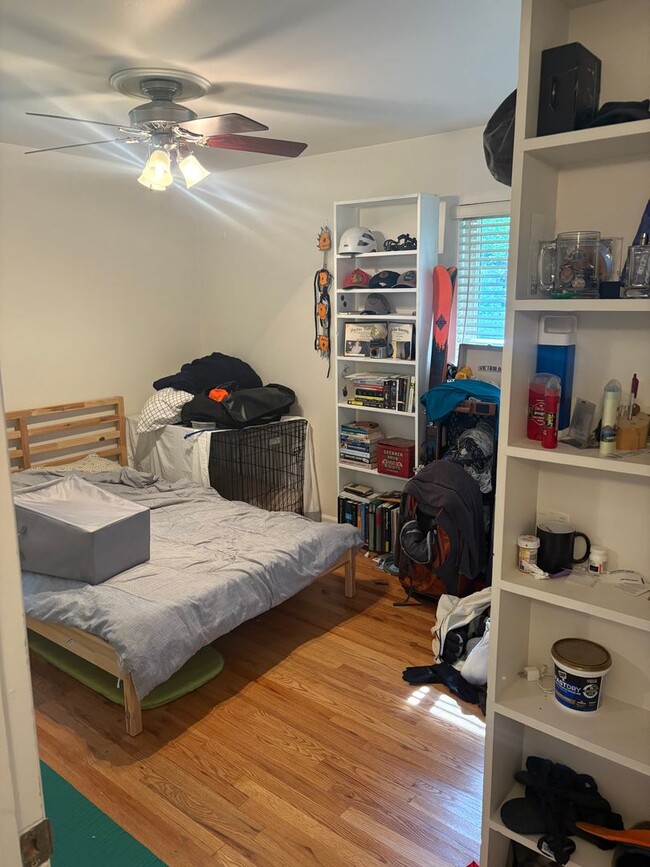 Building Photo - 3 Bed + Office 2 Bath Ranch Home with Larg...