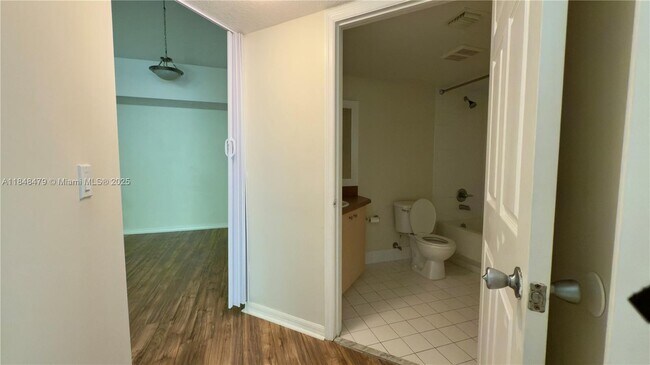 Building Photo - 4241 San Marino Blvd