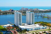 Building Photo - 231 Riverside Dr