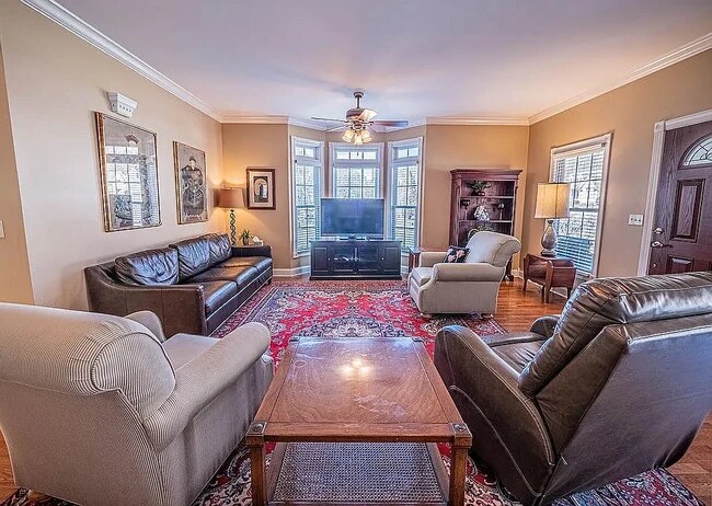 Building Photo - 581 Cedar Creek Rd