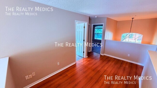 Building Photo - 2837 River Ridge Dr